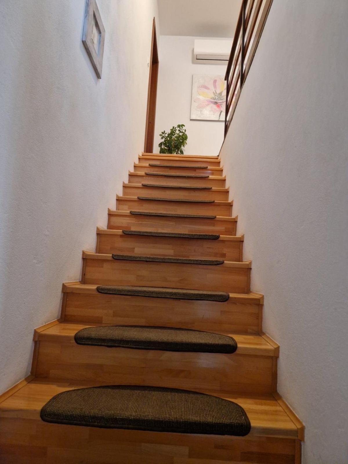 Apartman Seka Kraljevica Ngoại thất bức ảnh